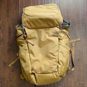 REI co-op ruckpack 40 pack - travel backpack